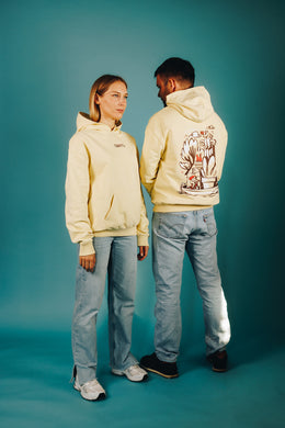 Karlova kollane kapuutsiga pusa „Tartu”