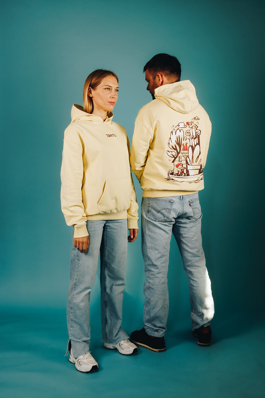 Karlova kollane kapuutsiga pusa „Tartu”